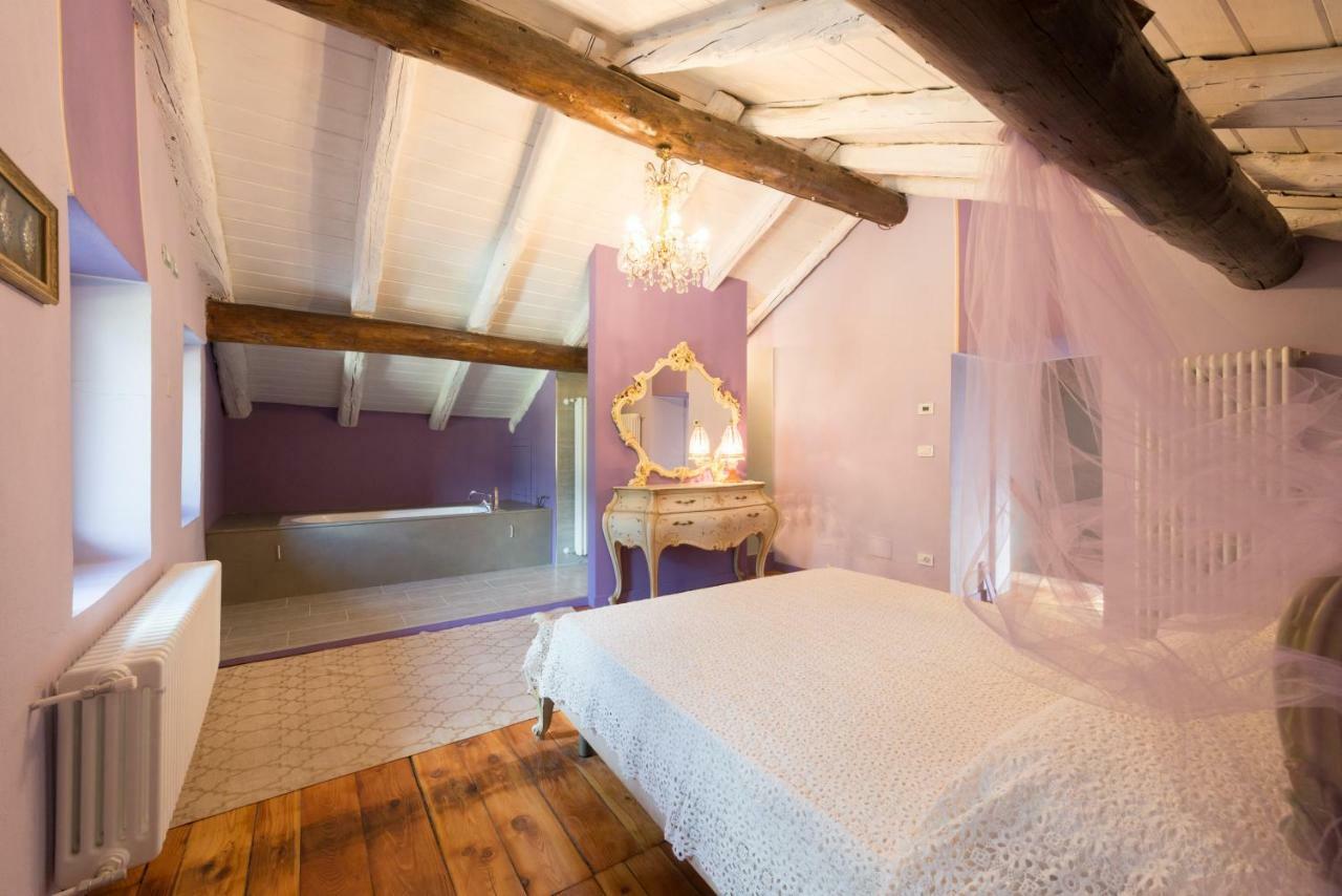 Quart De Lune - Boutique B&B アオスタ エクステリア 写真